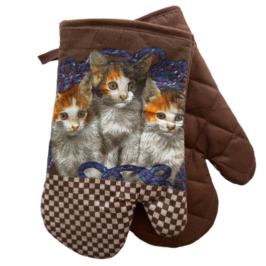 brown 100% cotton oven mitts with 3 cute realistic style kittens in orange, white and grey across the top of the oven mitt, checkerboard bottom