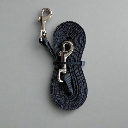 10' tie-out for cats and small dogs, wide webbing, strong bold snap and stitching – seen here in black, available in variety of colours