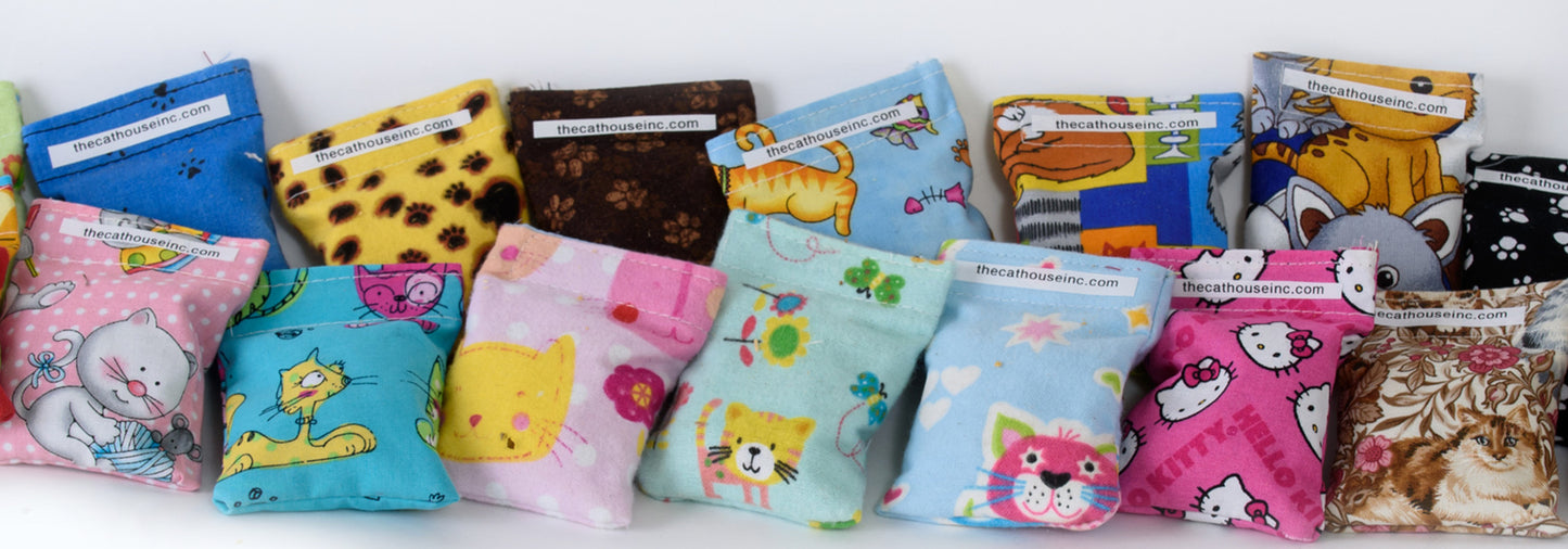 Honeysuckle/catnip pouch refillable pouches