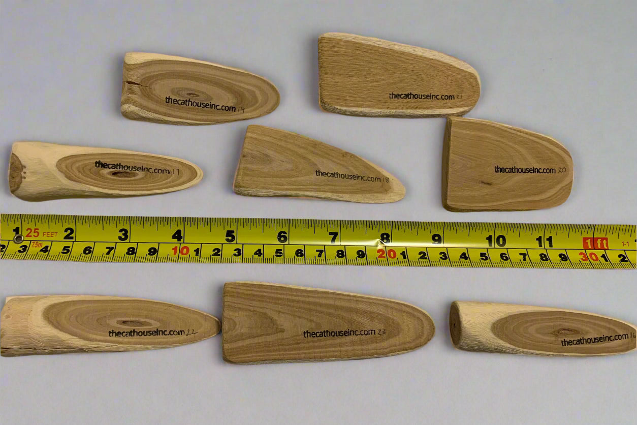 chunks of honeysuckle wood in a variety of sizes and shapes within 16-22g size