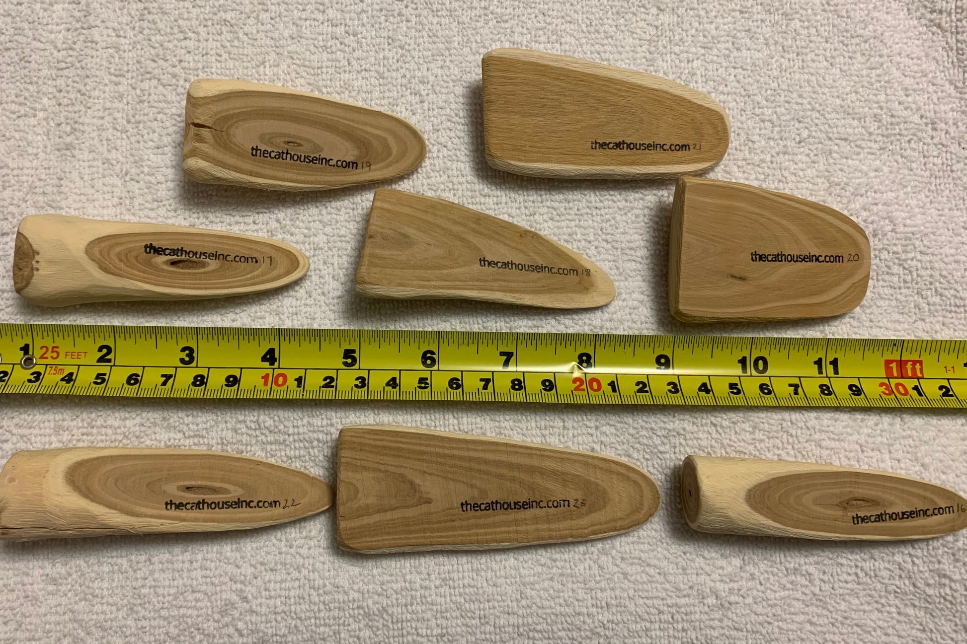 chunks of honeysuckle wood in a variety of sizes and shapes within 16-22g size