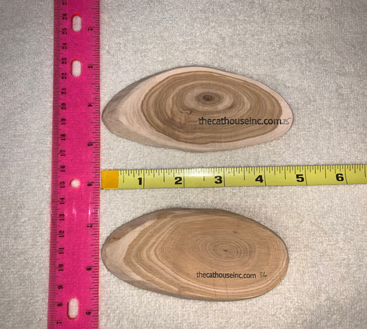2 slices of honeysuckle wood, one 35g and one 36g, both about 4.5" long and 1/2" thick